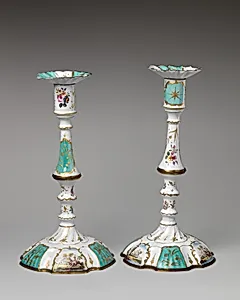 Pair of candlesticks