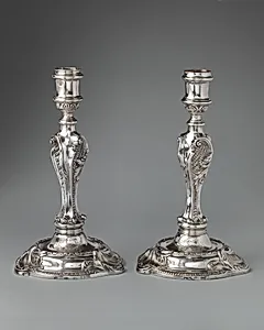 Pair of candlesticks