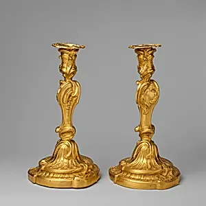 Pair of candlesticks