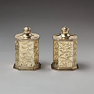 Pair of scent bottles (part of a toilet service)