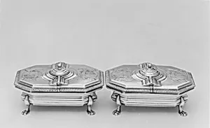 Pair of spice boxes