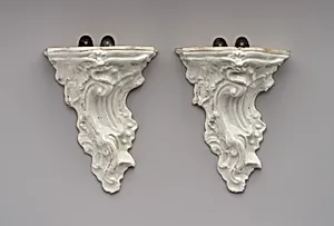 Pair of wall brackets by Derby Porcelain Manufactory