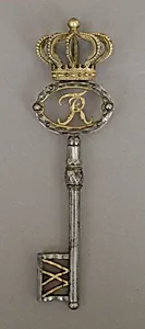 Palace key