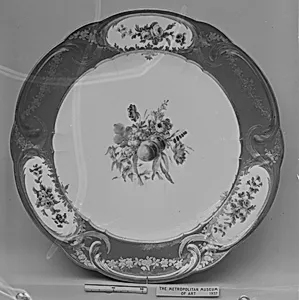 Plate (Assiette à palmes) (1 of 102) (part of a service) by Sèvres Manufactory