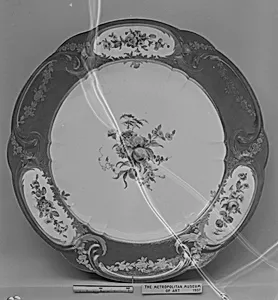 Plate (Assiette à palmes) (1 of 102) (part of a service) by Sèvres Manufactory