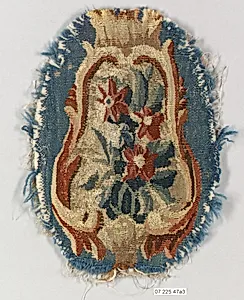 Rocaille cartouche with flowers