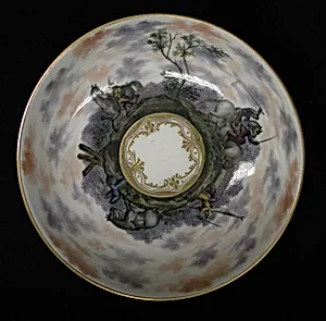 Saucer (part of a service)