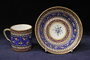 Saucer (Soucoupe)
