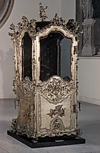 Sedan chair