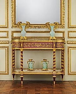 Side table (commode servante or commode desserte)