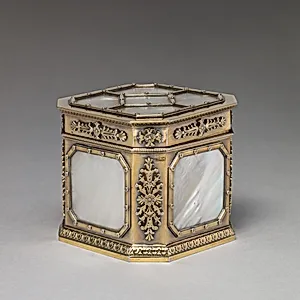 Small square box