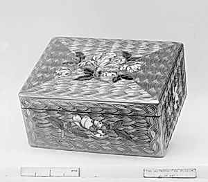 Snuffbox
