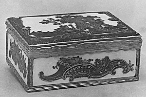 Snuffbox