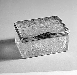Snuffbox