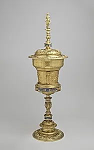 Standing cup with cover
