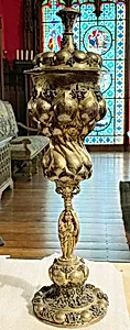 Standing cup with cover (Hanap)