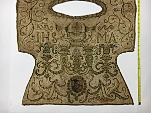 Statue robe