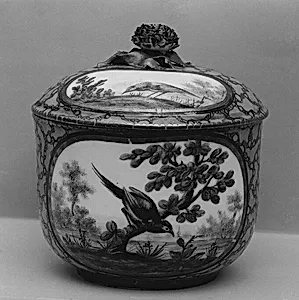 Sugar bowl by Sèvres Manufactory