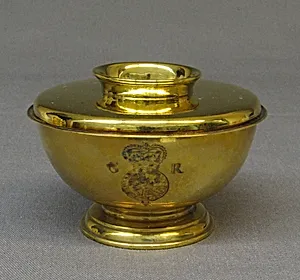 Sugar bowl with cover