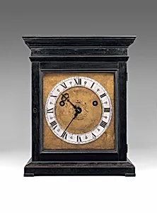 Table or bracket clock