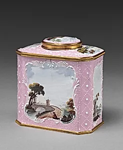 Tea caddy
