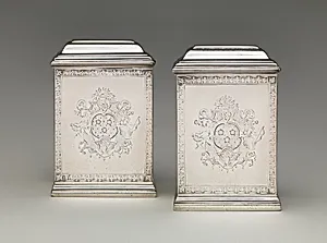 Tea caddy (one of a pair) by Augustin Courtauld