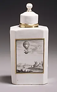 Tea caddy with cover