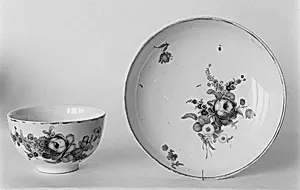 Teabowl and saucer by Zurich Pottery and Porcelain Factory