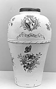 Tobacco jar