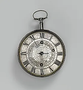 Traveling clock watch with alarm