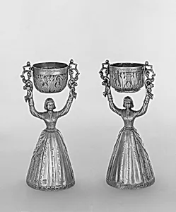 Wager cup (one of a pair)