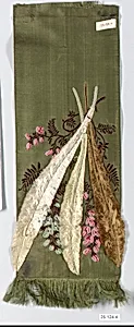 Woman's necktie