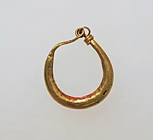 Earring-loop type, plain by Unknown Artist