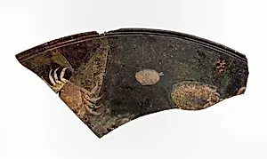 Glass cameo fragment of a large platter or tabletop