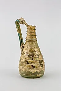 Glass jug