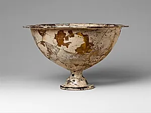 Glass krater (mixing bowl)