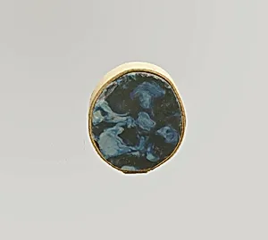 Glass mosaic inlay fragment