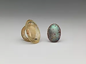 Glass ring