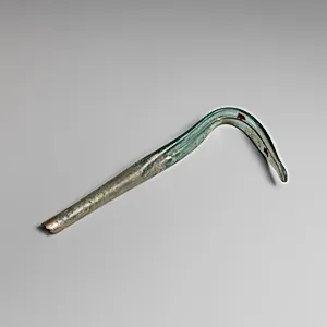 Glass strigil (scraper)