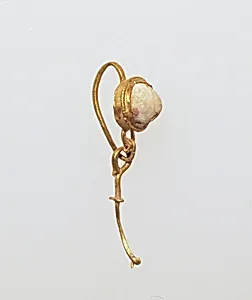 Gold earring with pearl setting and pendant by Unknown Artist
