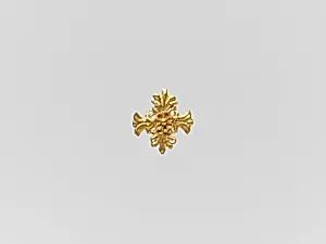 Gold quatrefoil with palmettes and rosette