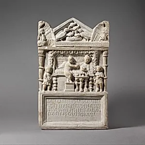 Marble cinerary chest with lid