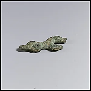 Statuette of a dog