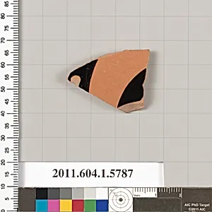 Terracotta fragment of a kylix: eye-cup (drinking cup)