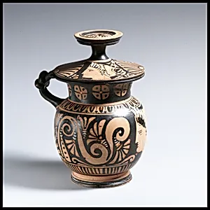 Terracotta mug with lid