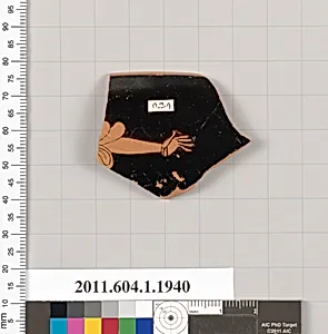 Terracotta rim fragment of a kylix (drinking cup)