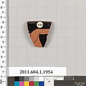 Terracotta rim fragment of a kylix (drinking cup)