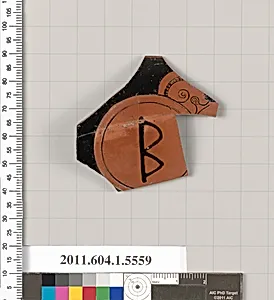 Terracotta rim fragment of a kylix (drinking cup)