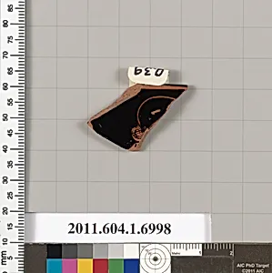 Terracotta rim fragment of a kylix (drinking cup)