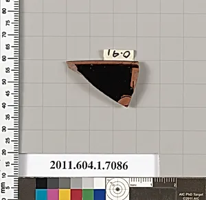 Terracotta rim fragment of a kylix (drinking cup)